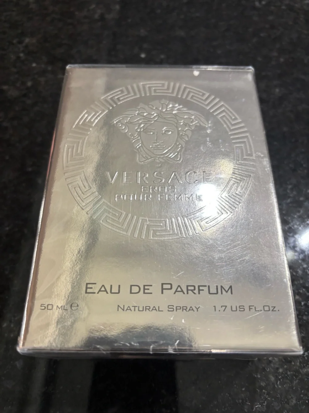 NWT Versace Eros Pour Femme Women's Eau de Parfum - 1.7oz - Picture 2 of 9